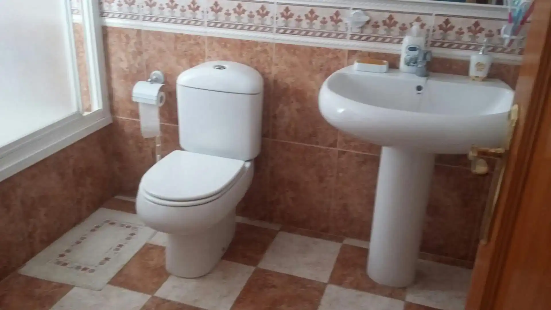 Bany de Pis en venda en Alhama de Almería amb Aire condicionat, Traster i Moblat