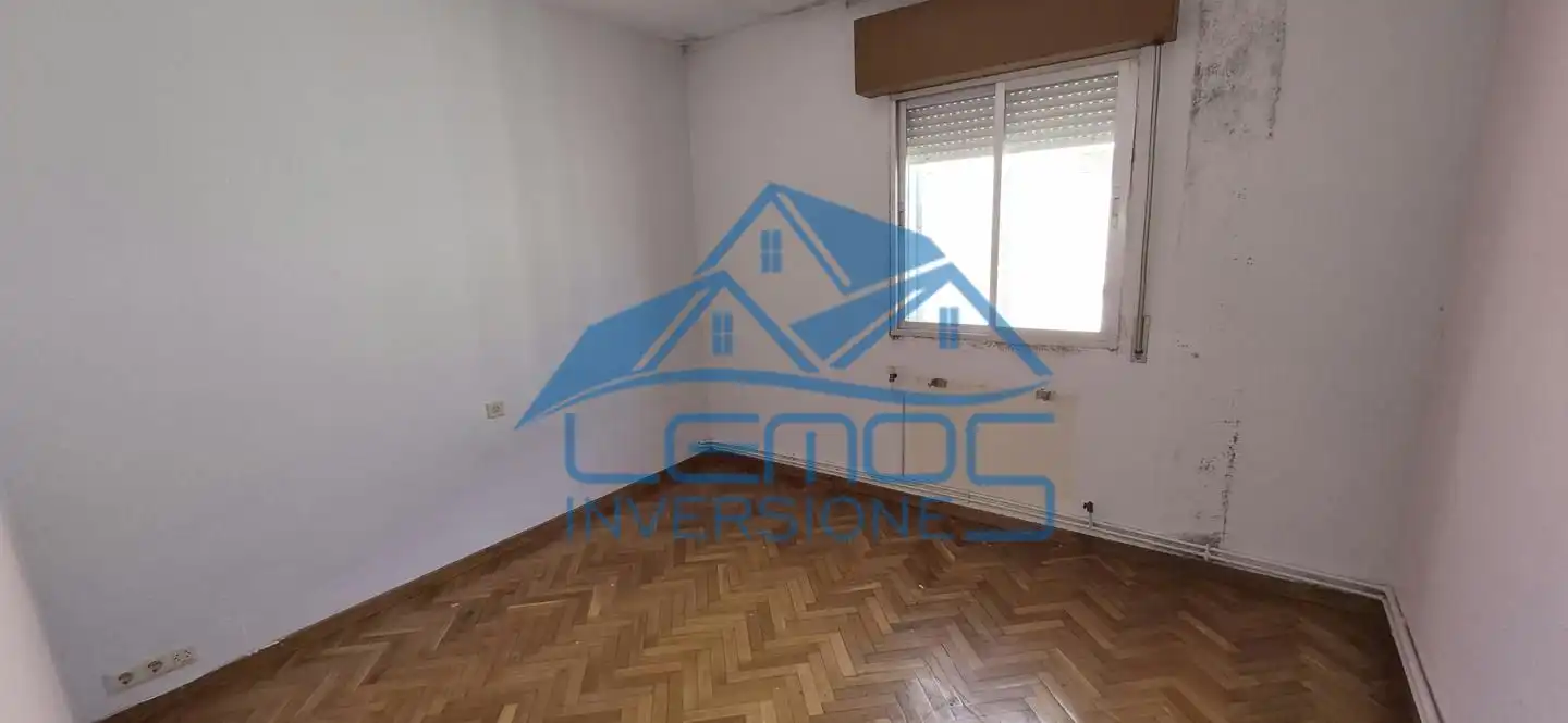 Flat for sale in Plaza de San Lázaro, imagen 8