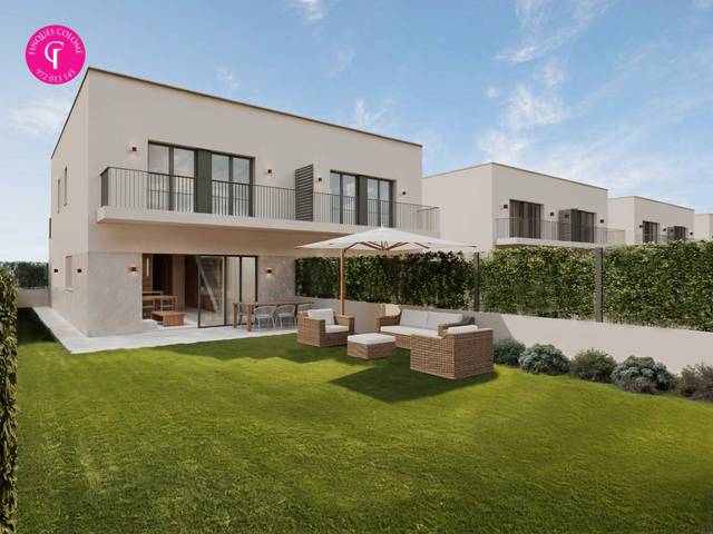 Casa-adosada en Venta en Carrer Josep Pla en Bordils