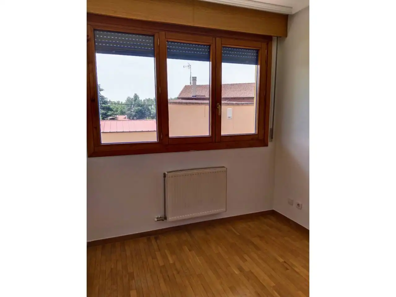 Habitación de Piso en venta en Burgos con Calefacción y Amueblado