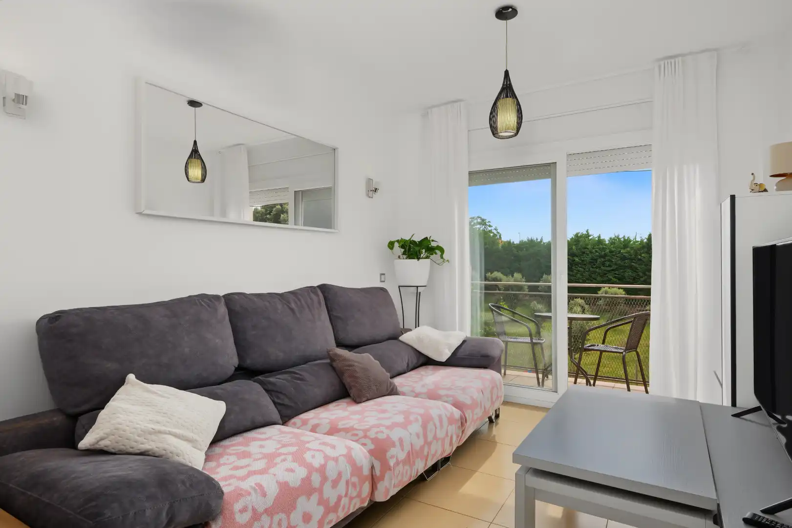 Flat for sale in Plaça dels Països Catalans, Vilobí d'Onyar