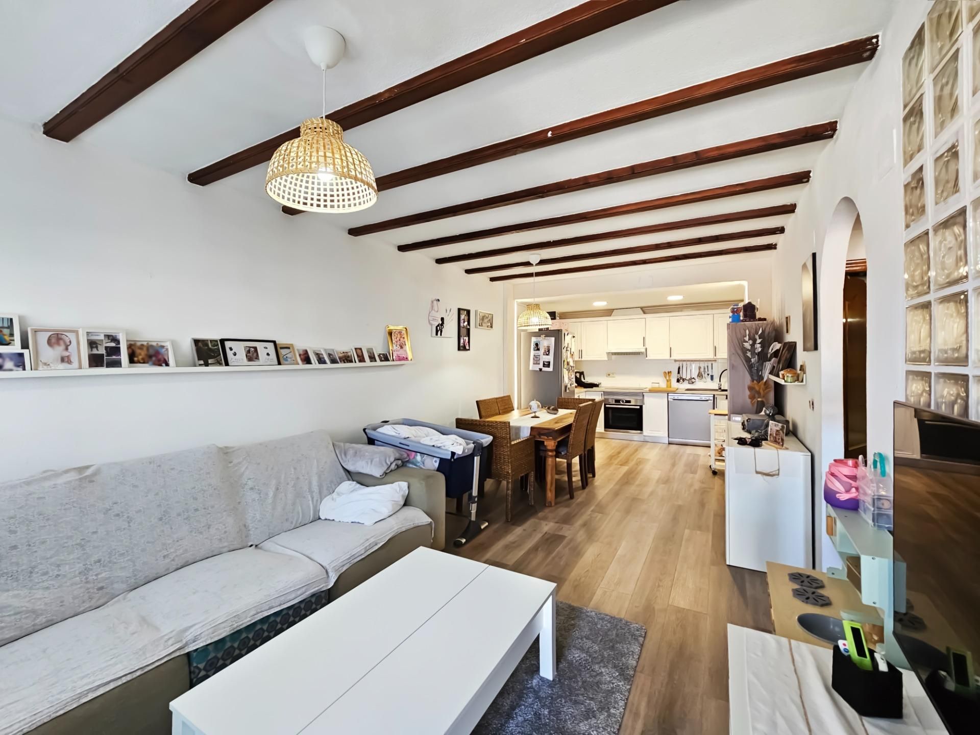 Sala d'estar de Apartament en venda en Santa Pola amb Aire condicionat, Calefacció i Jardí privat
