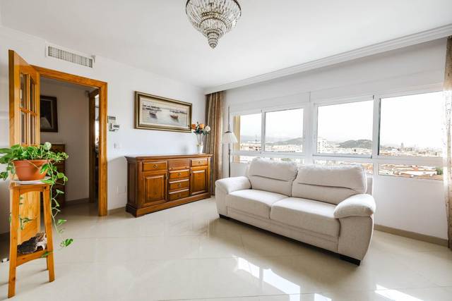 Piso en Venta en C. Simeón Giménez Reyna en Carranque - Haza Cuevas