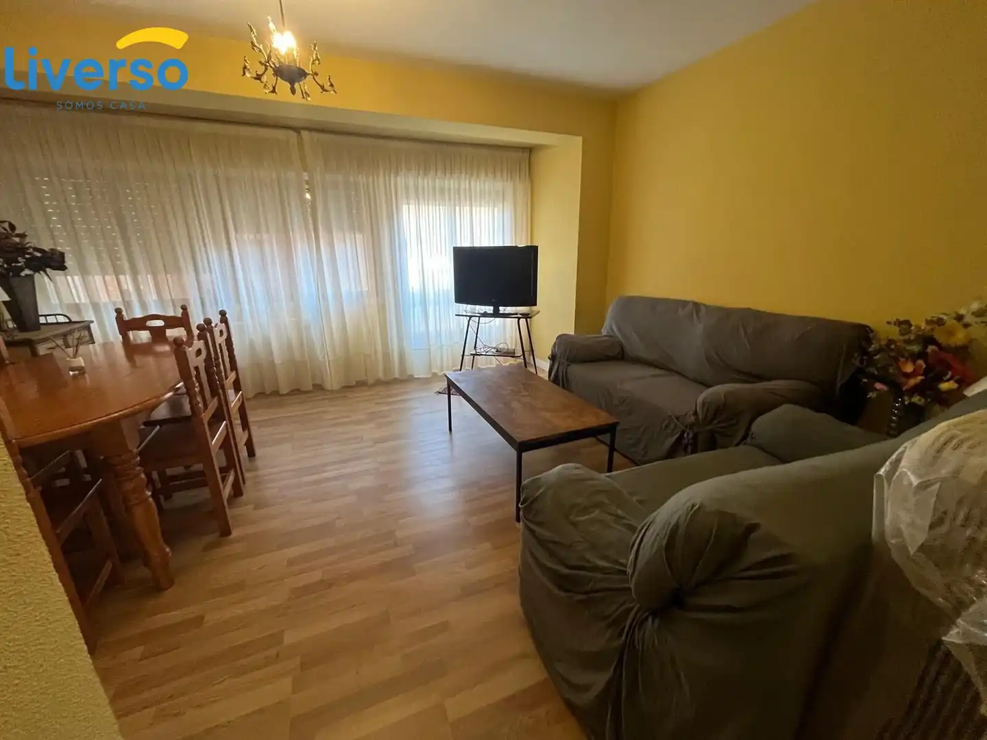 Room in Calle JOSE MARIA DE LA PUENTE, Los Vadillos - R. Sanitaria - Pozanos