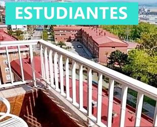 Vista exterior de Pis de lloguer en Santander amb Calefacció, Terrassa i Moblat