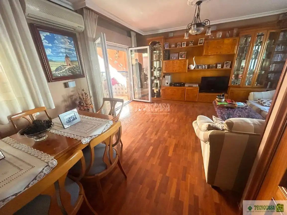 Casa pareada en venta en Nuevo Parque, imagen 5