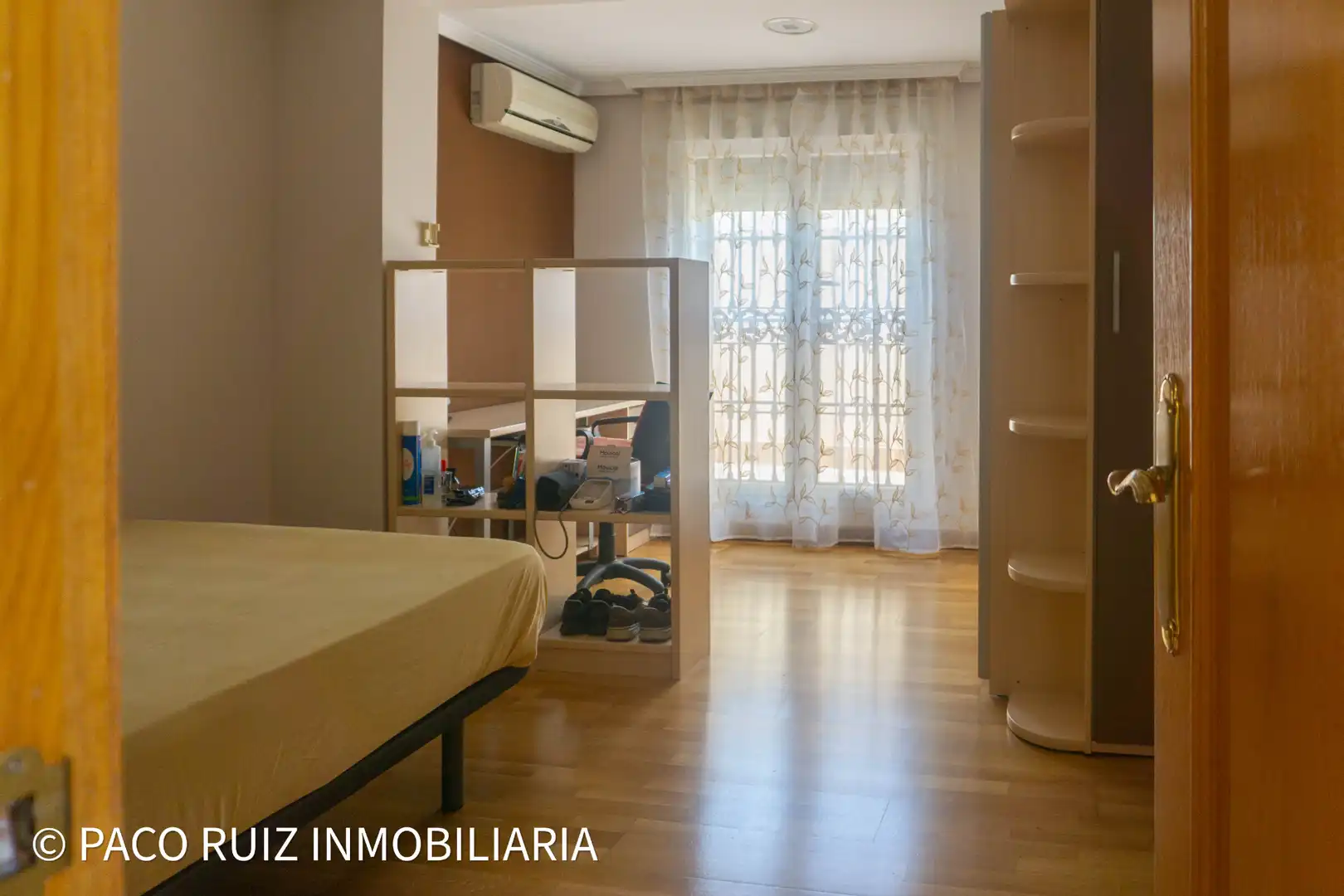 Habitación de Casa adosada de alquiler en Almería con Aire acondicionado, Terraza y Amueblado