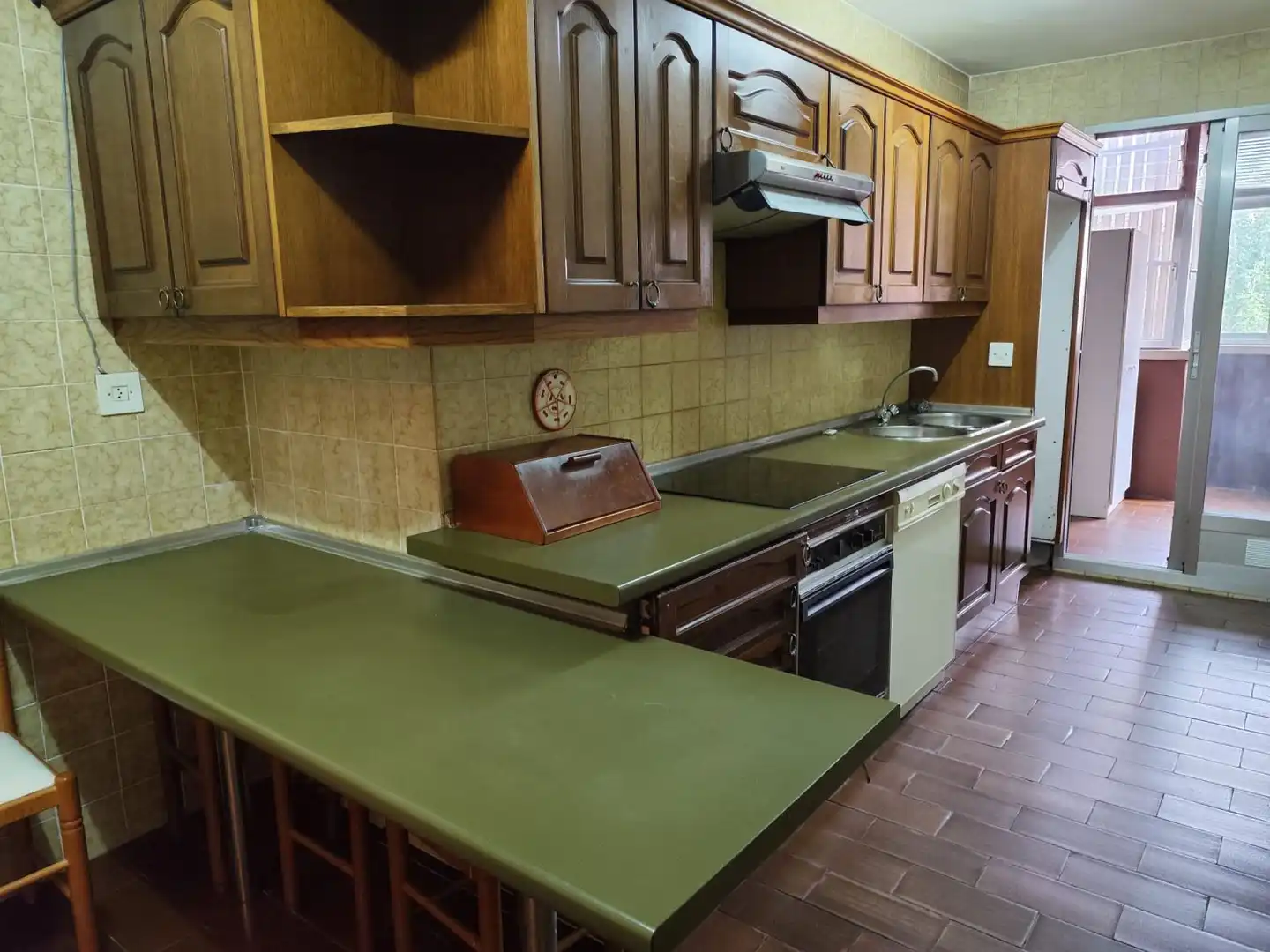 Kitchen of Flat for sale in Valladolid  with Heating, Terrace and Storage room