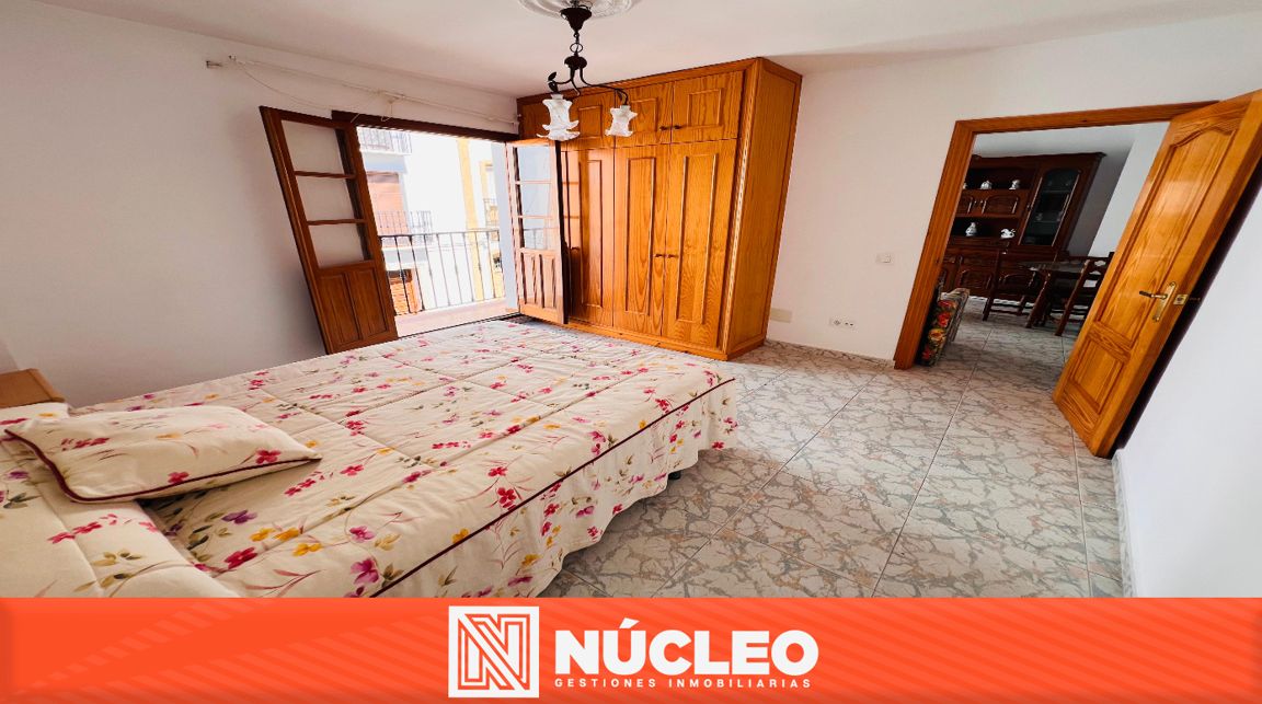 Schlafzimmer von Wohnung zum verkauf in El Burgo mit Möbliert und Balkon