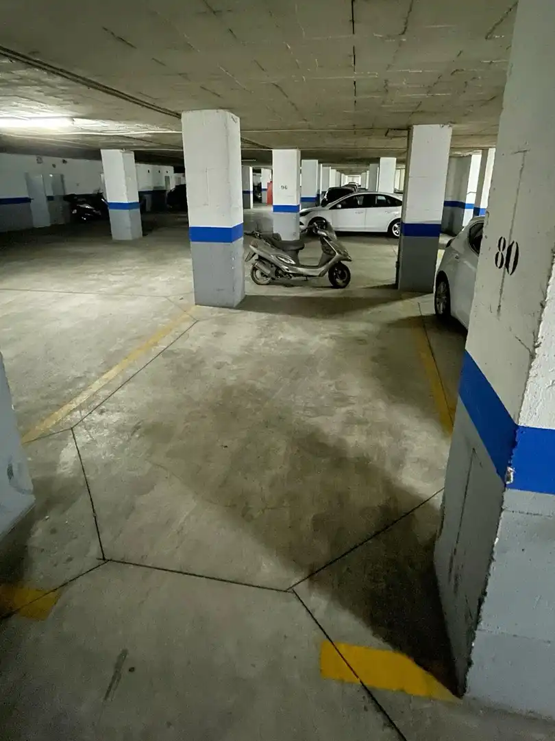 Parking de Garaje en venta en Málaga