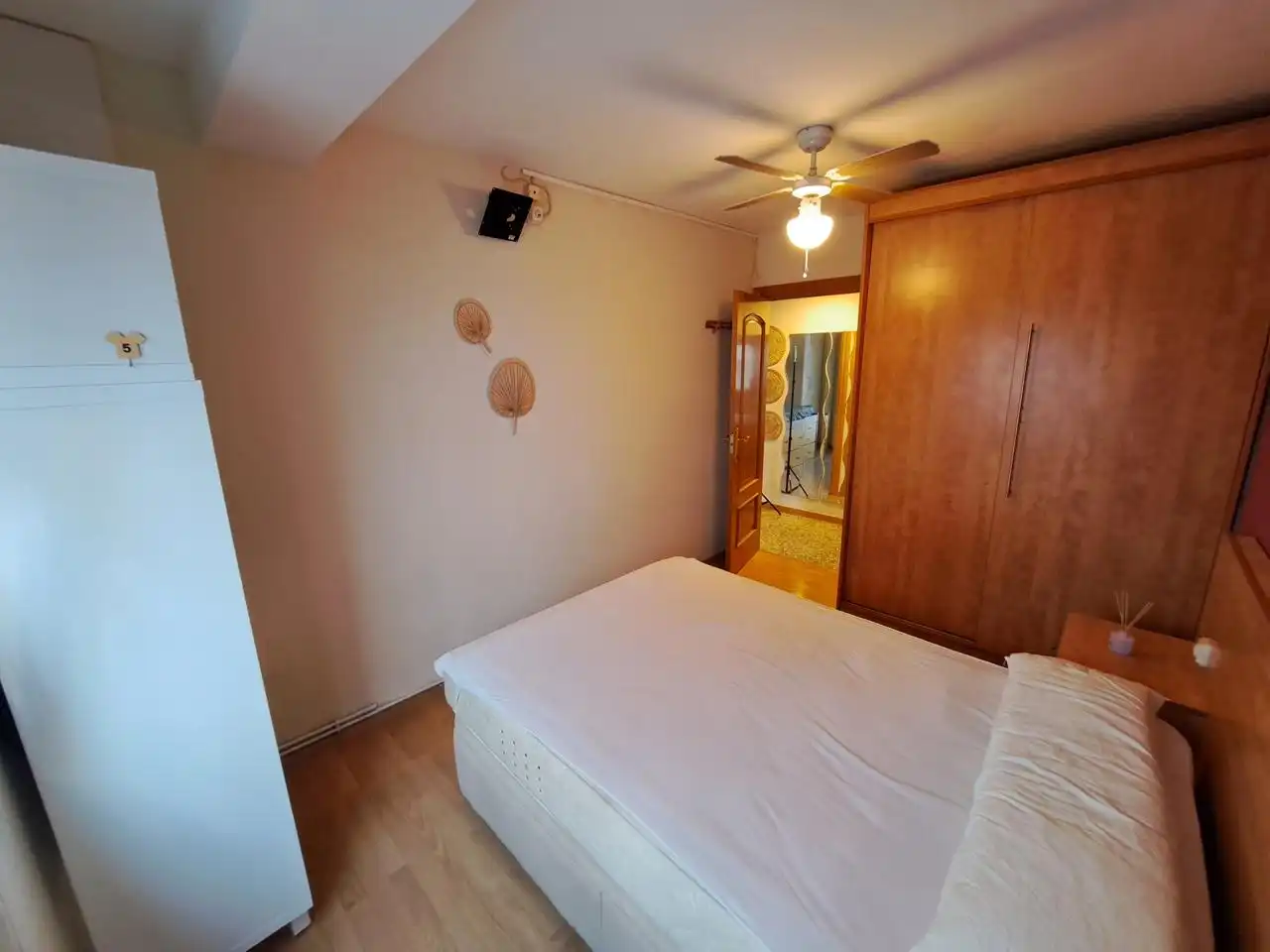 Bedroom of Flat for sale in Zaragoza  with Air Conditioner