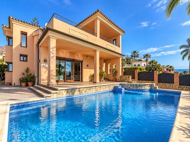 Casa amb piscina en venda a Seghers