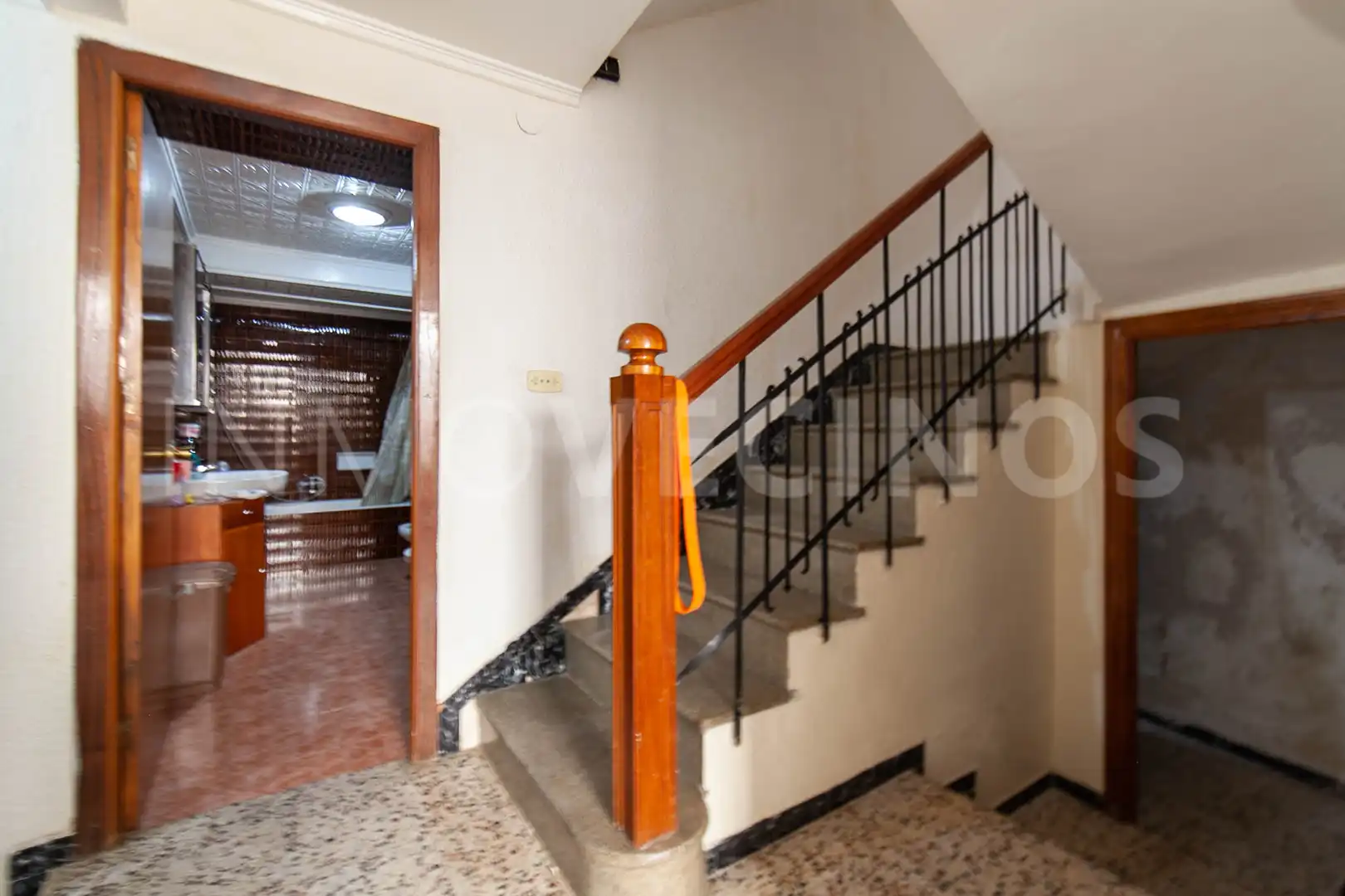 Casa adosada en venda en Cella amb Traster