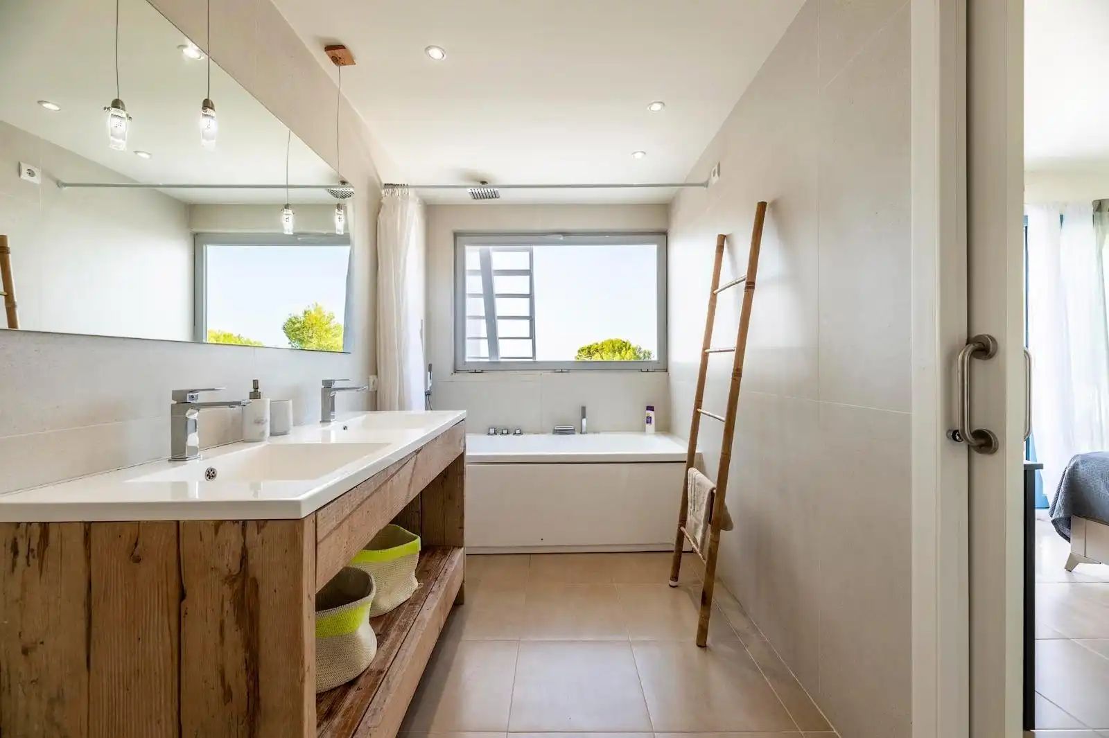 Bathroom of Detached homes for sale in Sant Josep de sa Talaia  with Air Conditioner, Heating and Private garden