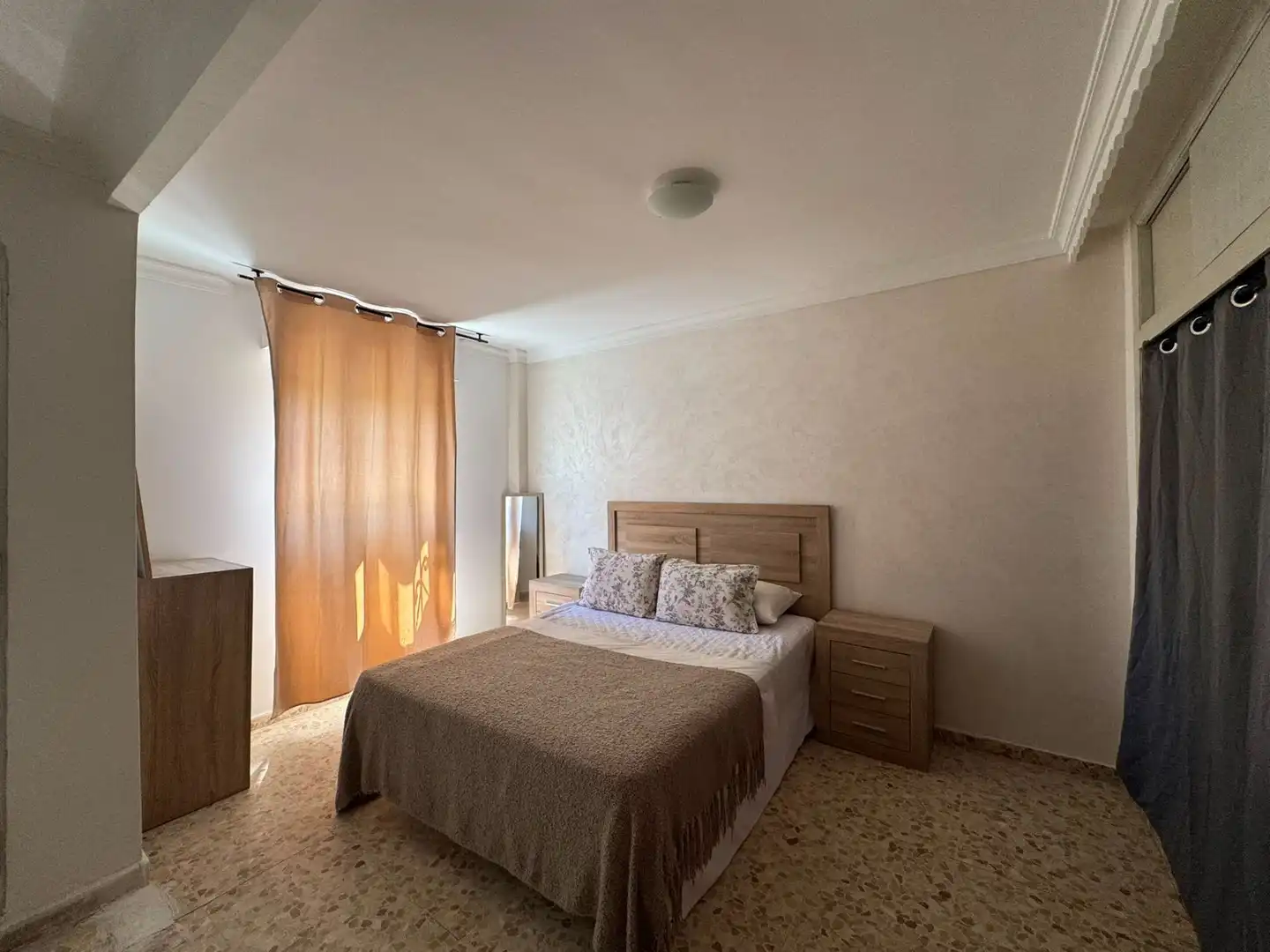 Dormitori de Dúplex de lloguer en La Línea de la Concepción