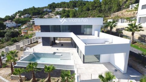 Casa moderna en venta en Javea con vista al mar