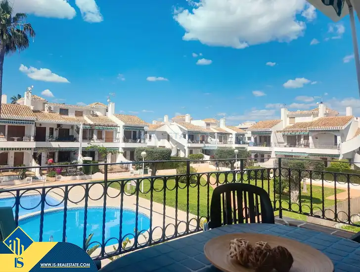 Jardí de Casa o xalet en venda en Pilar de la Horadada amb Terrassa, Moblat i Piscina comunitària