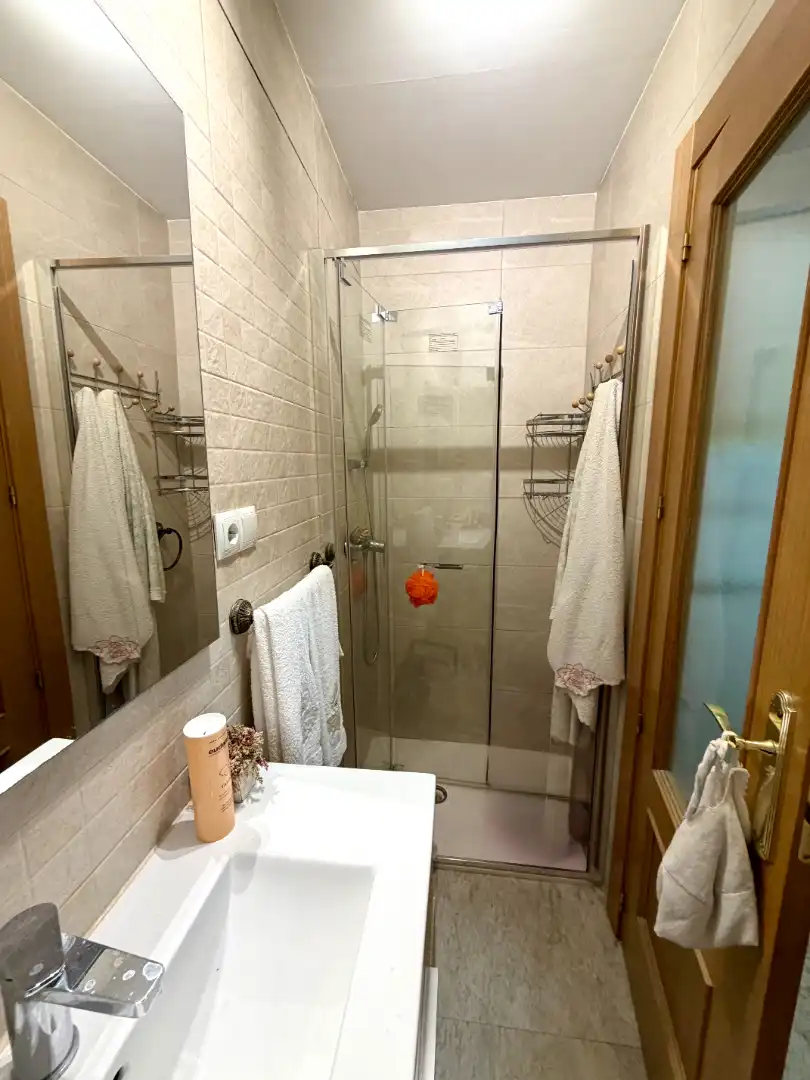 Bathroom of Flat for sale in Toledo  with Heating and Furnished