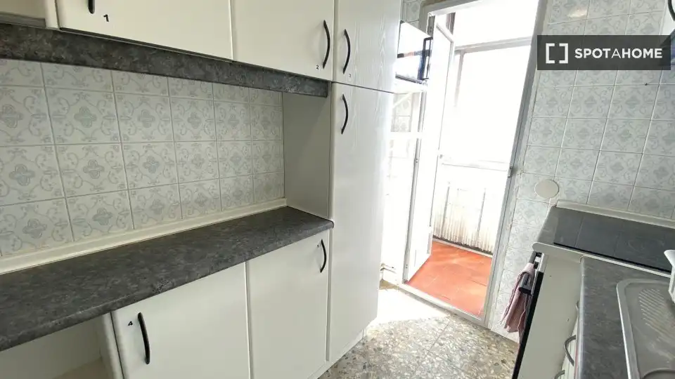 Kitchen of Flat for rent in Madrid  with Air Conditioner, Heating and Furnished
