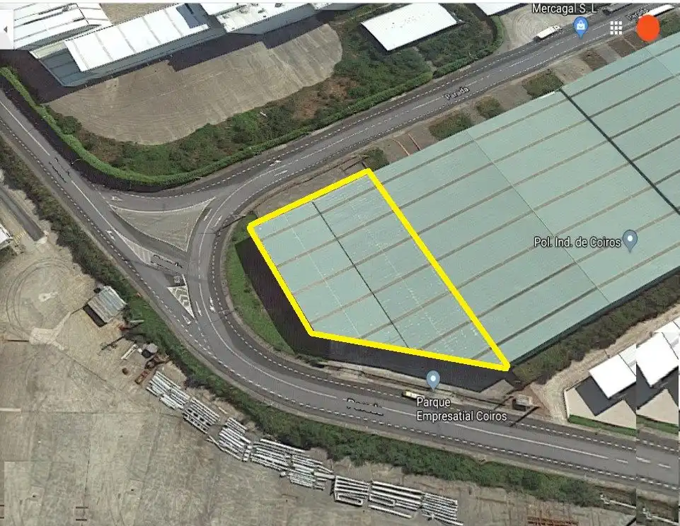 Vista exterior de Nave industrial en venta en Coirós