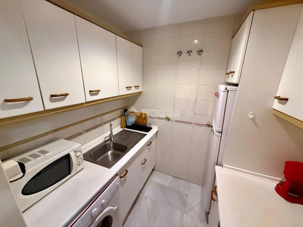 Cocina de Piso en venta en Benalmádena con Terraza y Piscina comunitaria