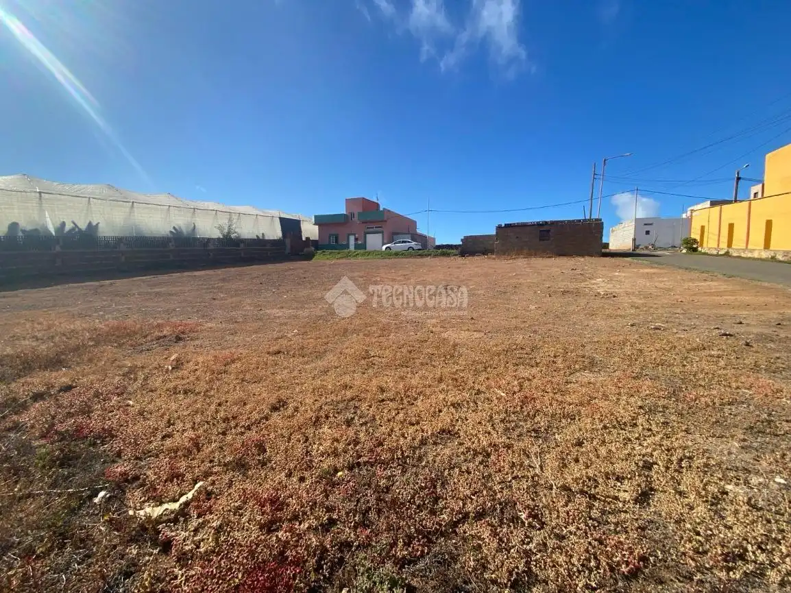 Land for sale in Gáldar