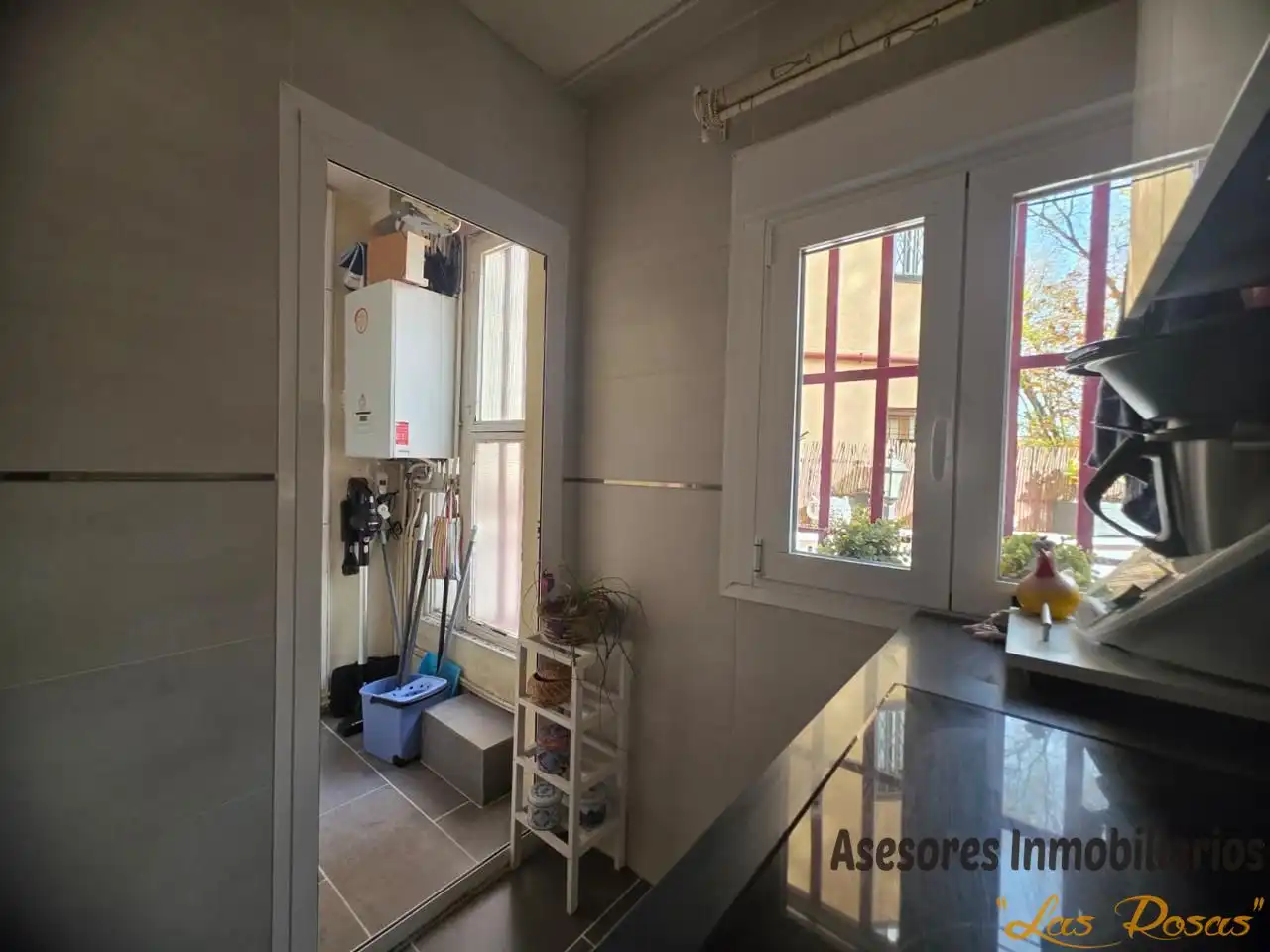 Küche von Wohnung zum Verkauf in Madrid mit Klimaanlage, Heizung und Parkett