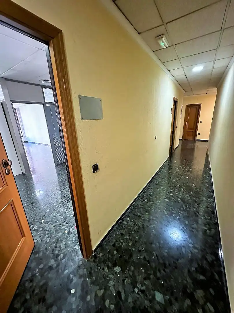 Büro zur Miete in Valencia mit Klimaanlage