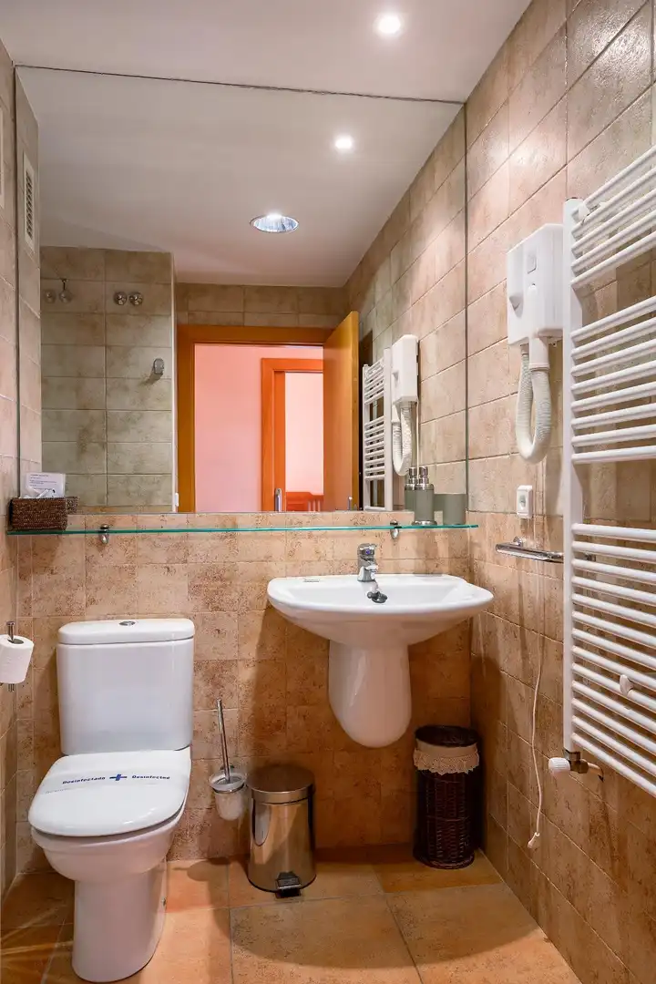 Baño de Edificio en venta en Bierge