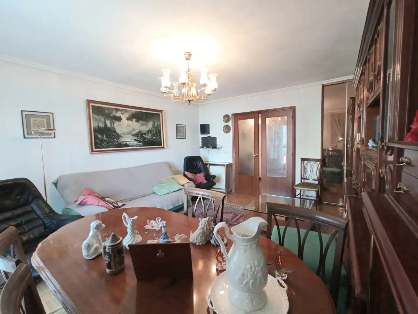 Sala d'estar de Pis en venda en Burgos amb Calefacció, Parquet i Traster