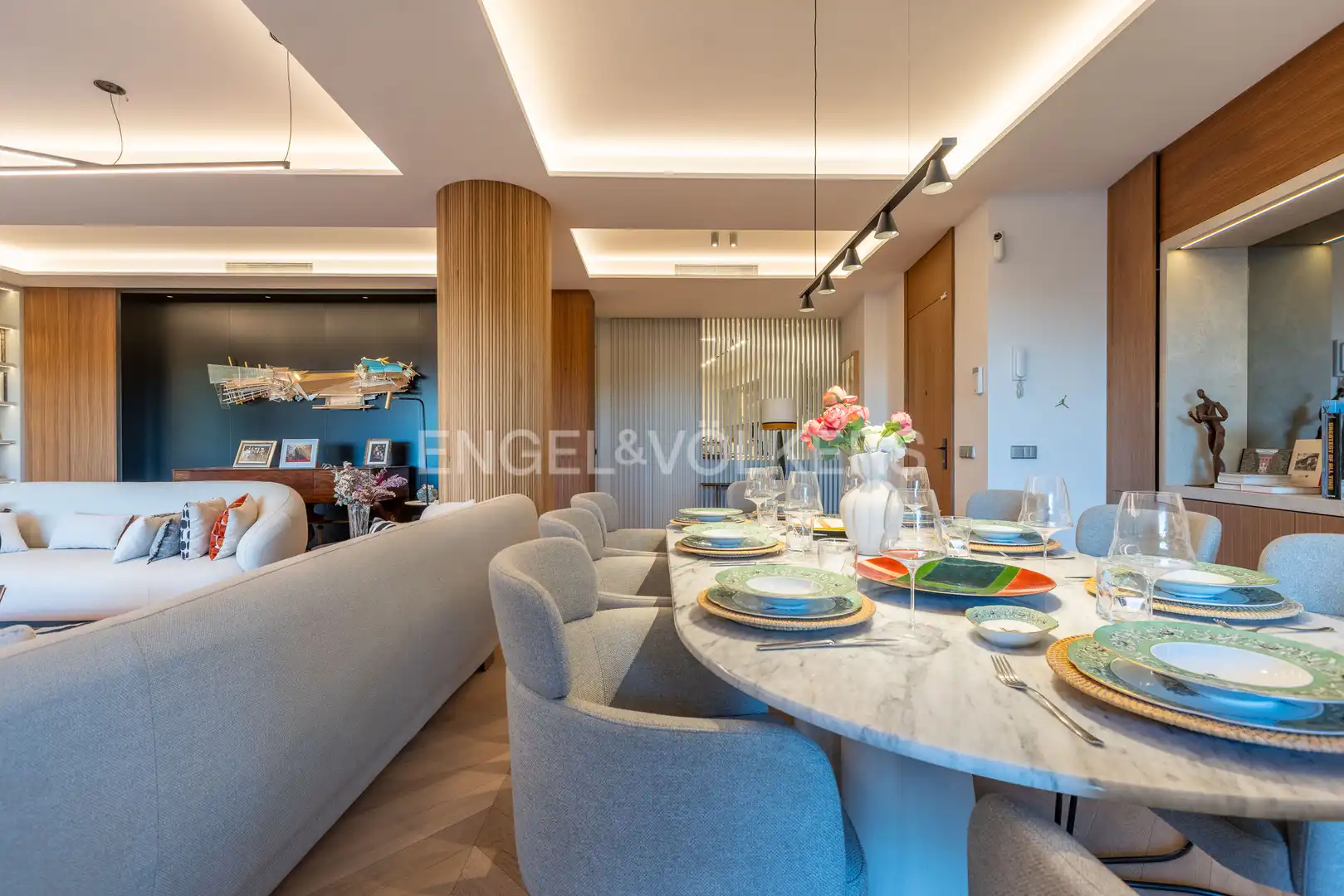 Dining room of Flat for sale in Sevilla  with Air Conditioner, Heating and Terrace