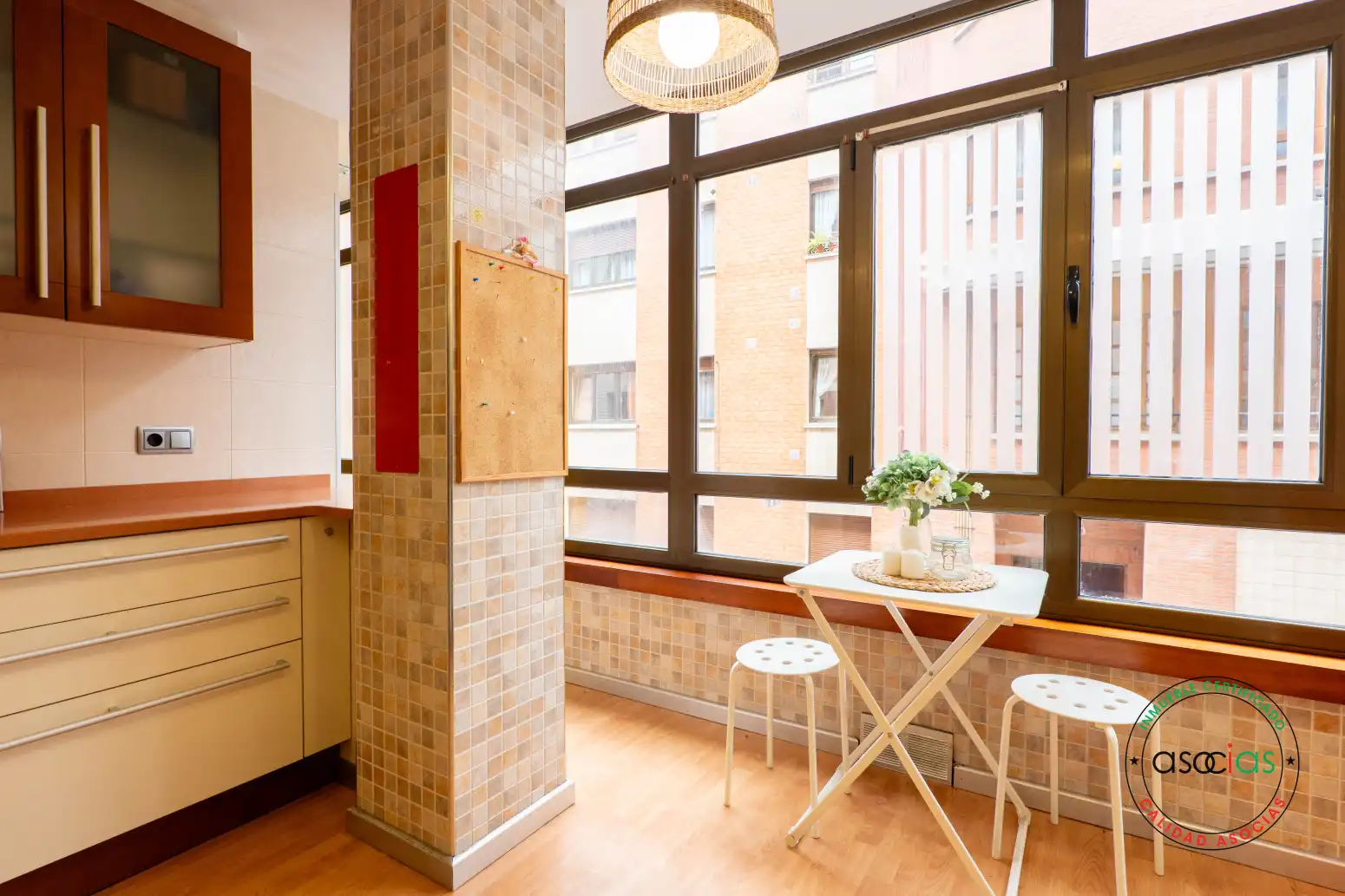 Küche von Wohnung zum Verkauf in Gijón  mit Heizung, Parkett und Abstellraum