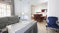 Living room of Flat to rent in  Granada Capital  with Heating and Balcony