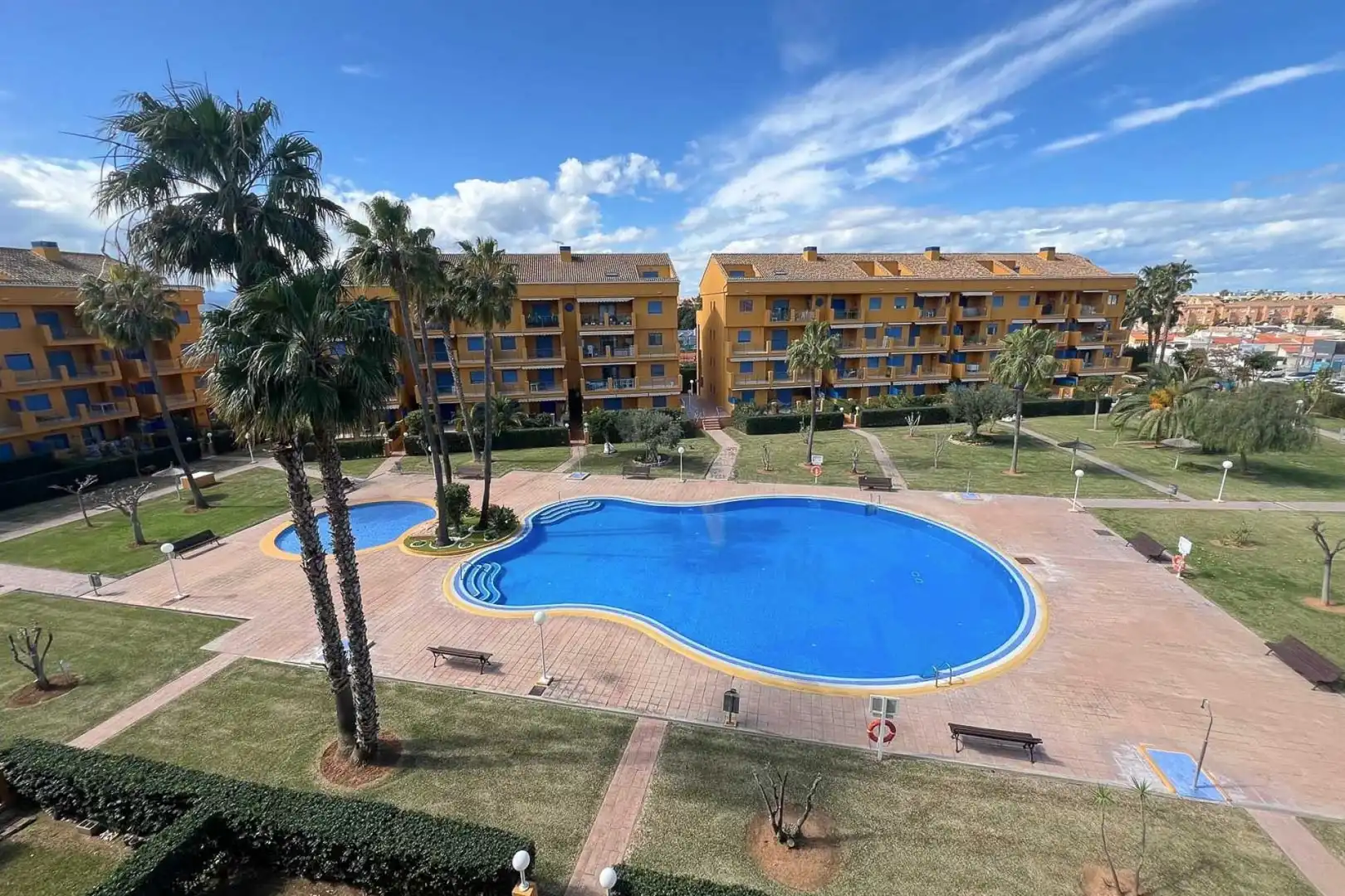 Swimming pool of Flat for sale in Dénia  with Heating