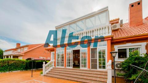 Foto 2 de Casa adosada en venda a Alemania, Peñas Albas - Zulema, Madrid