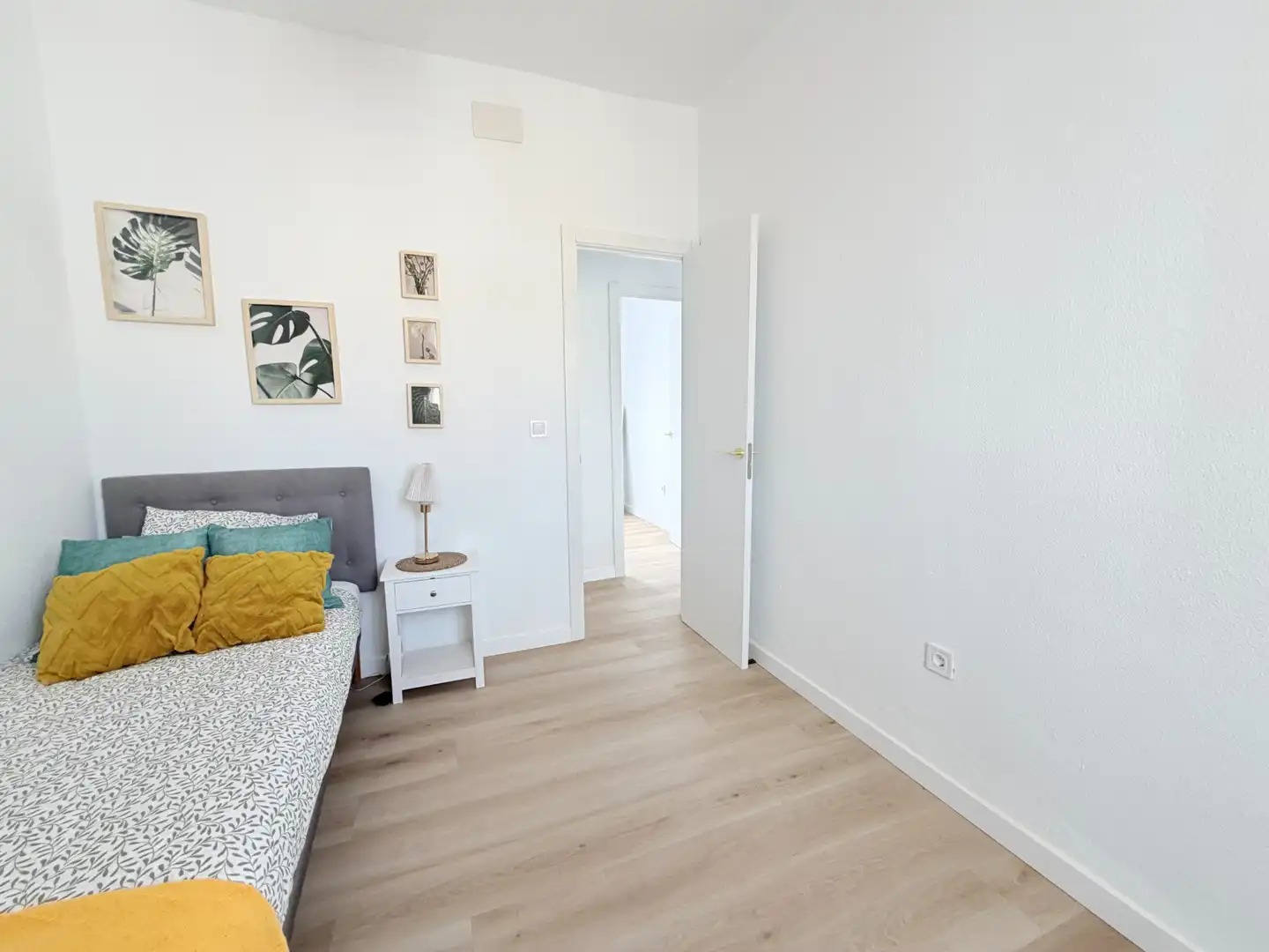 Habitación de Casa o chalet en venta en Bormujos con Parquet y Terraza