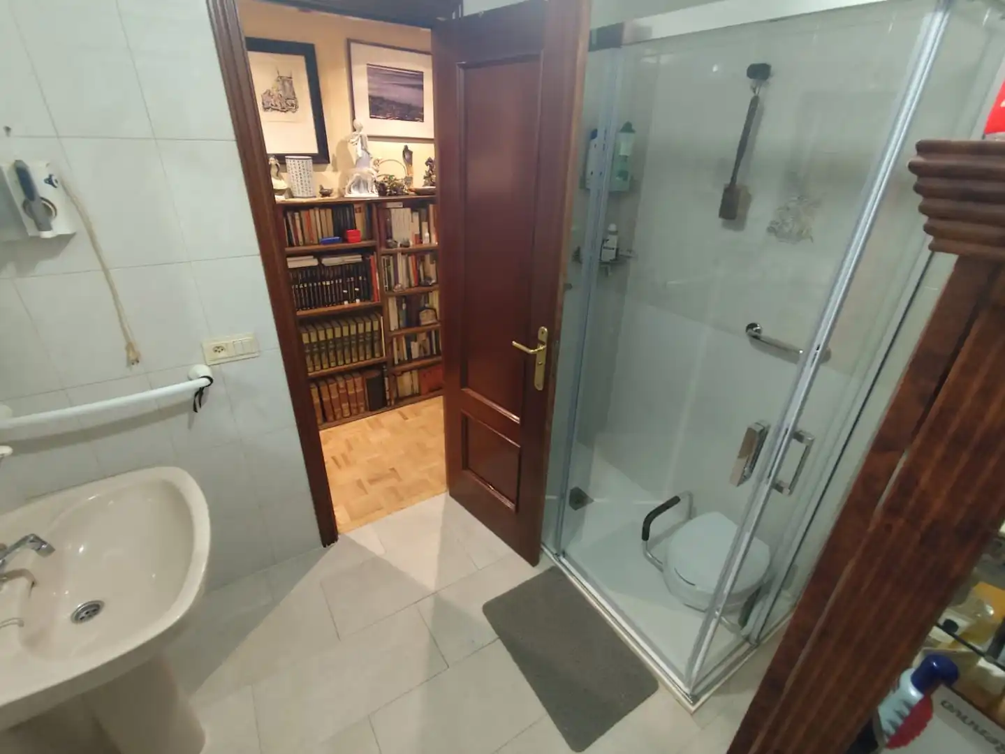 Bany de Pis en venda en Salamanca amb Calefacció, Jardí privat i Parquet