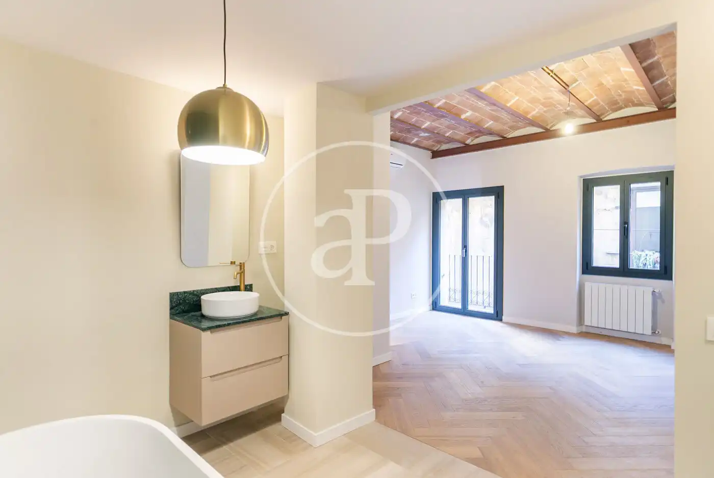 Bathroom of Flat for sale in Barcelona  with Air Conditioner, Heating and Terrace