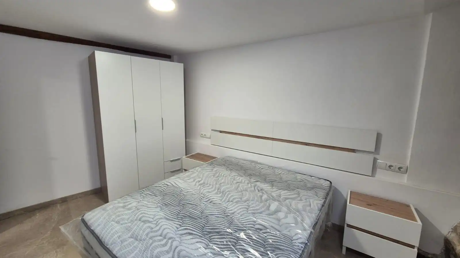 Habitación de Apartamento de alquiler en Ponferrada con Calefacción y Terraza