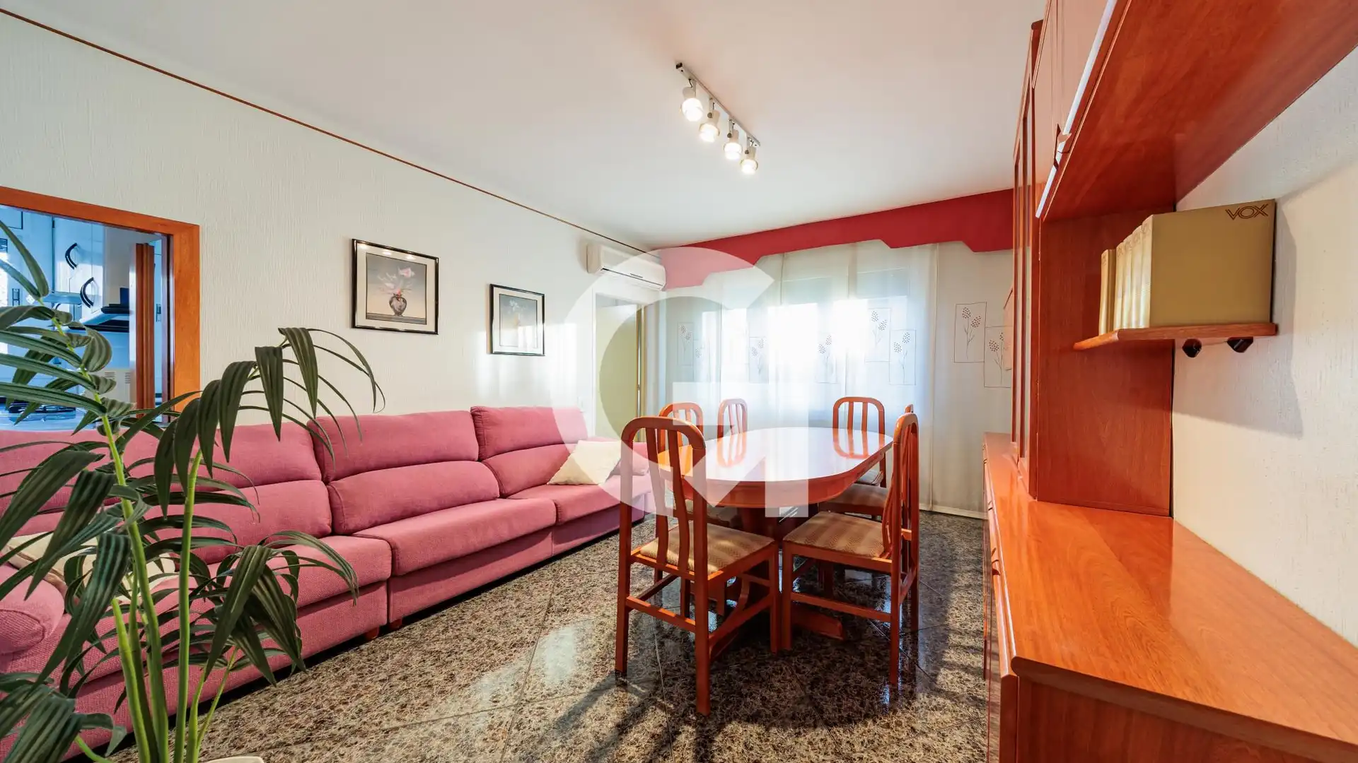 Vista exterior de Pis en venda en Terrassa amb Aire condicionat