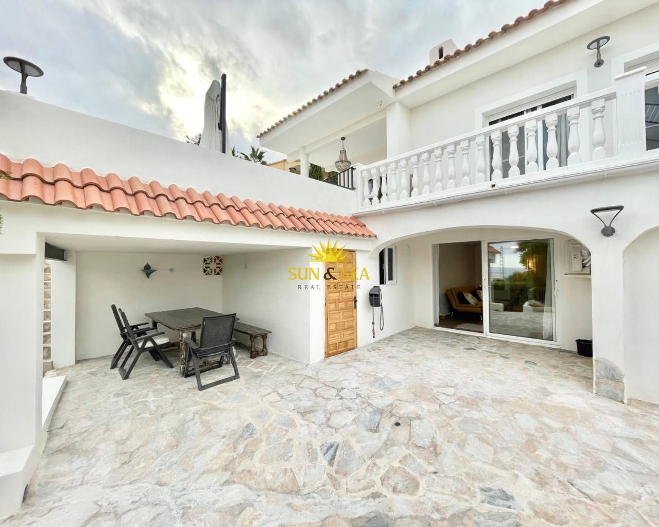 Exterior view of Planta baja to rent in El Campello  with Air Conditioner, Heating and Parquet flooring