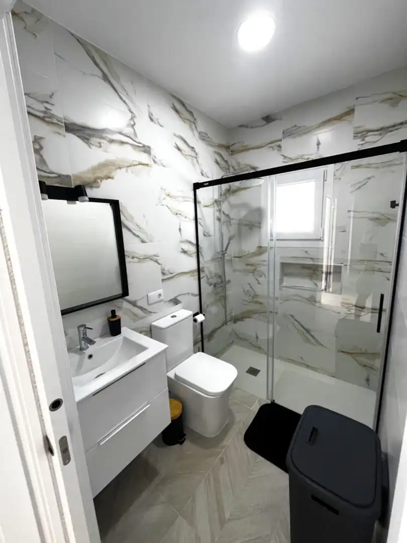 Bathroom of Houses for rent in Chiclana de la Frontera  with Air Conditioner, Private garden and Terrace