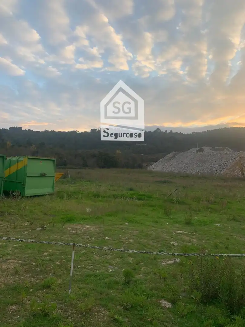 Industrial land for rent in San Cibrao das Viñas