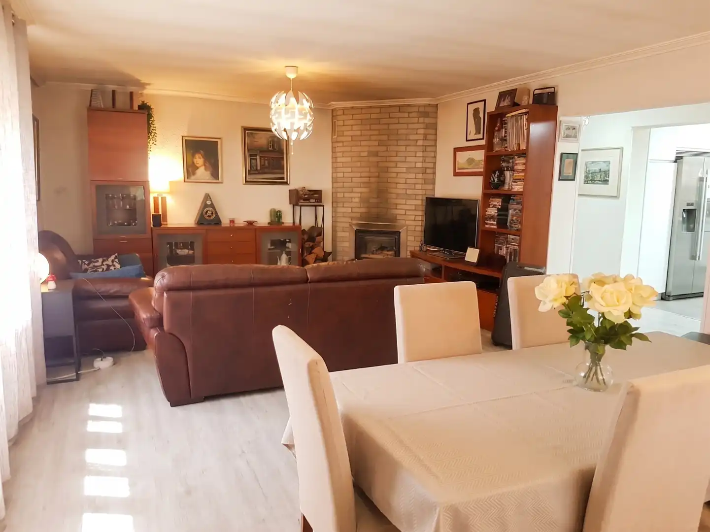 Sala de estar de Casa o chalet en venta en Villalbilla con Aire acondicionado, Calefacción y Jardín privado