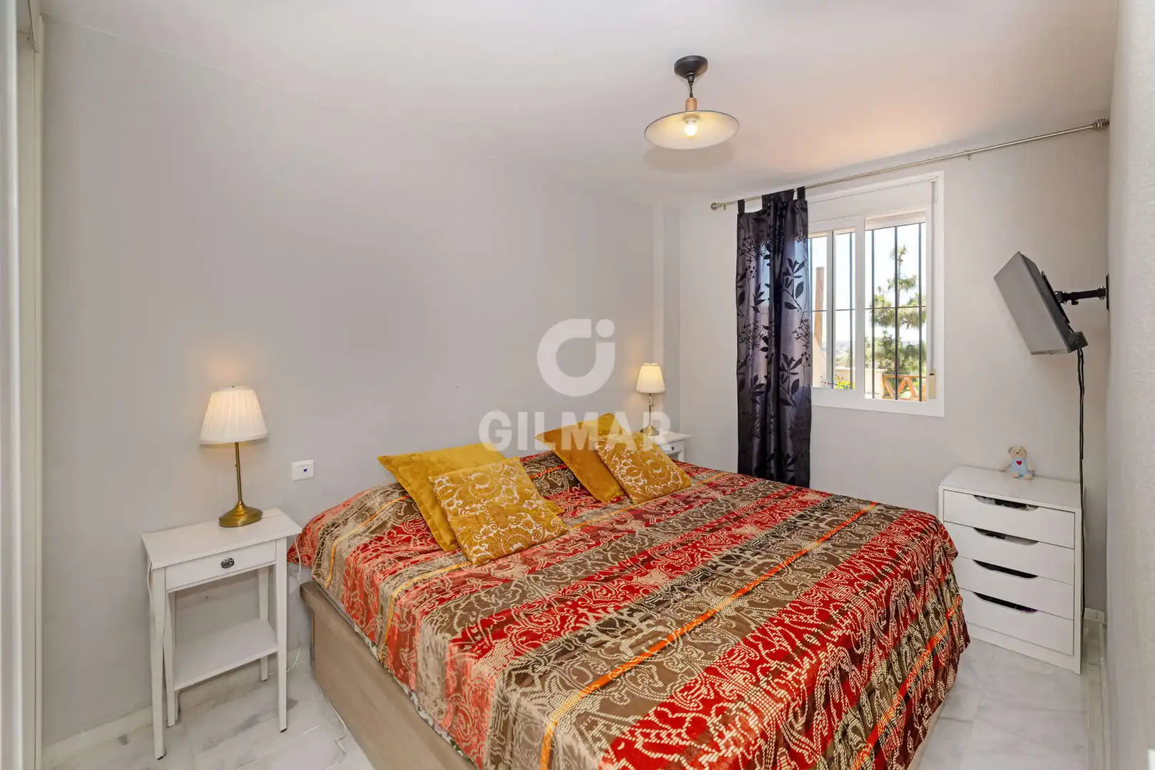 Habitación de Piso en venta en Casares con Jardín privado, Trastero y Piscina