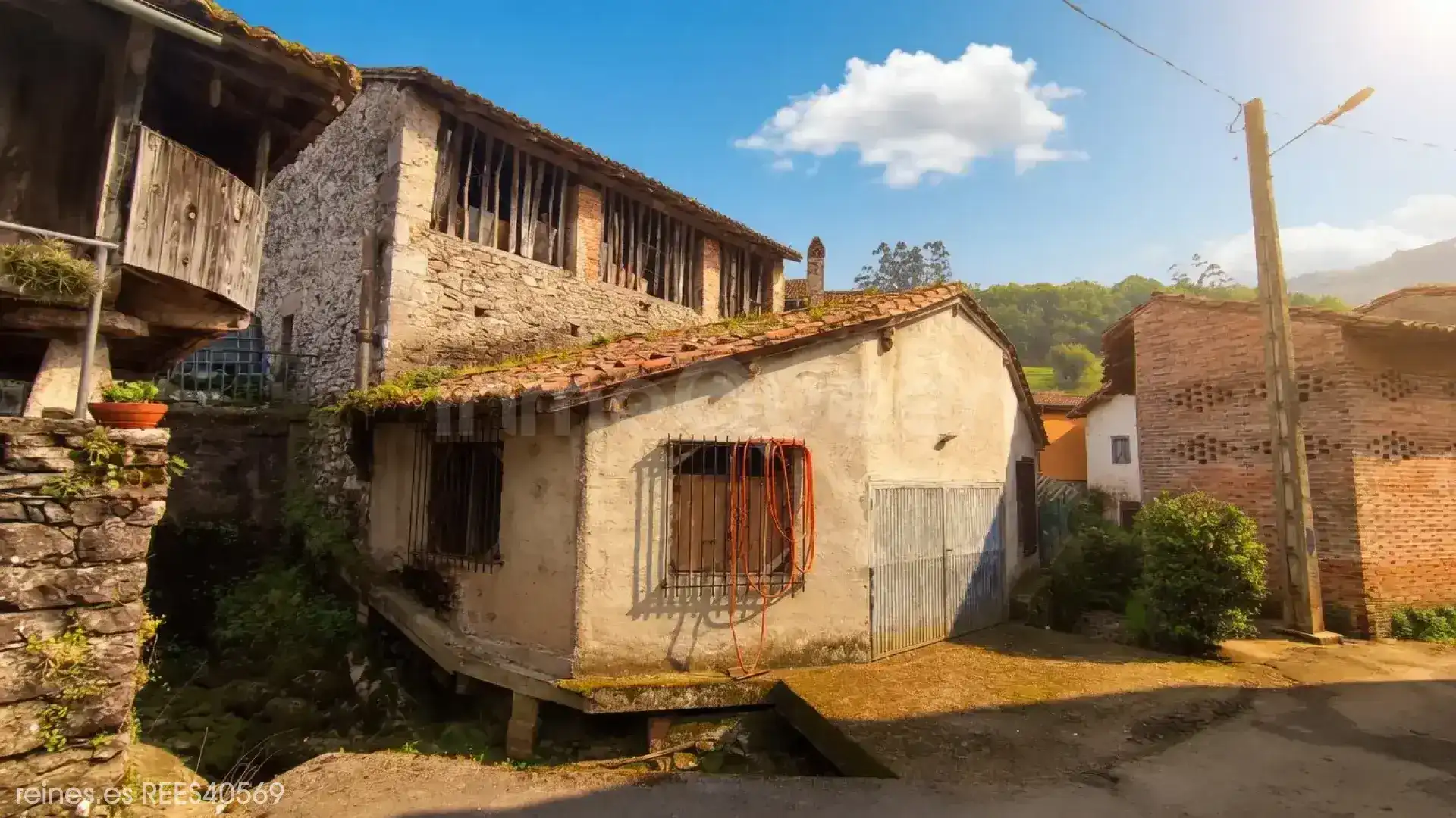 Casa rústica amb jardí en venda a N/A, imagen 2