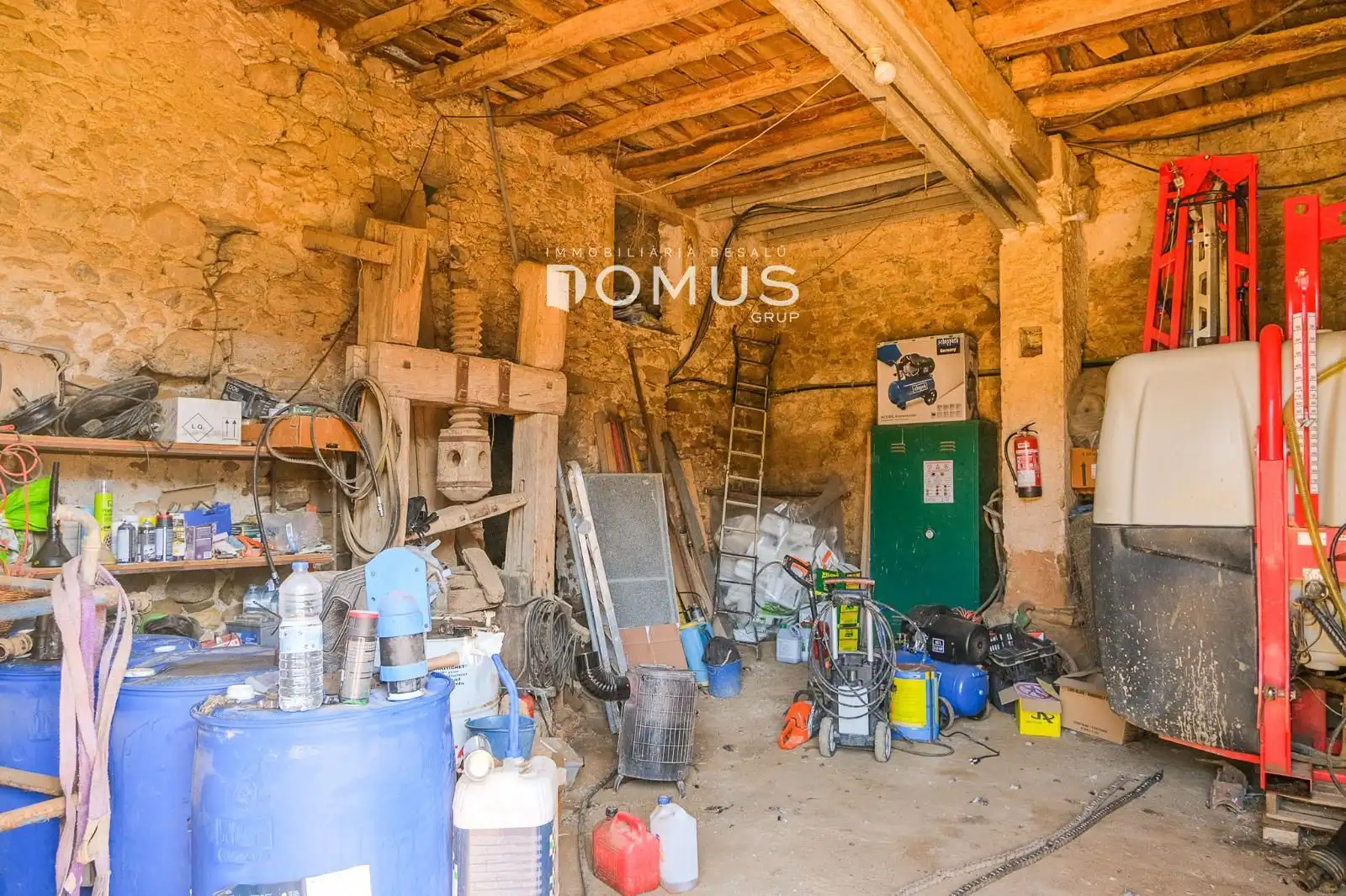 Country homes for sale in Besalú  with Private garden
