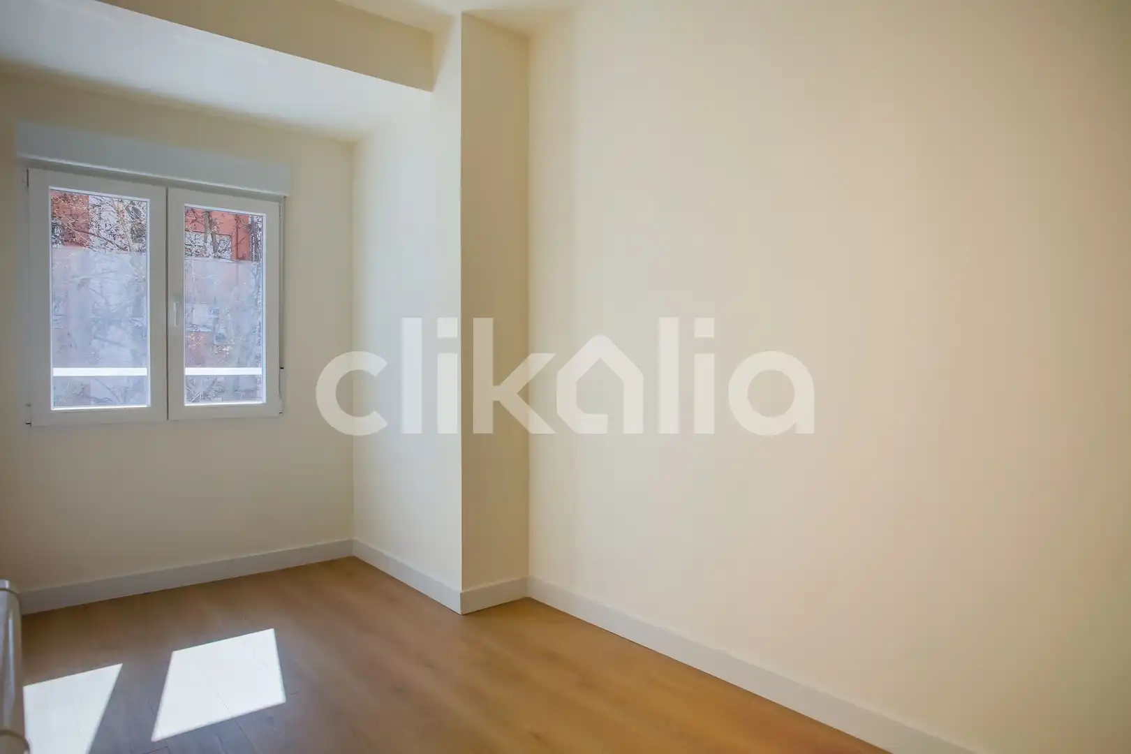 Habitación de Piso en venta en Madrid con Aire acondicionado y Calefacción