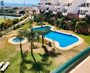 Piscina de Apartament de lloguer en Nerja amb Aire condicionat, Calefacció i Terrassa