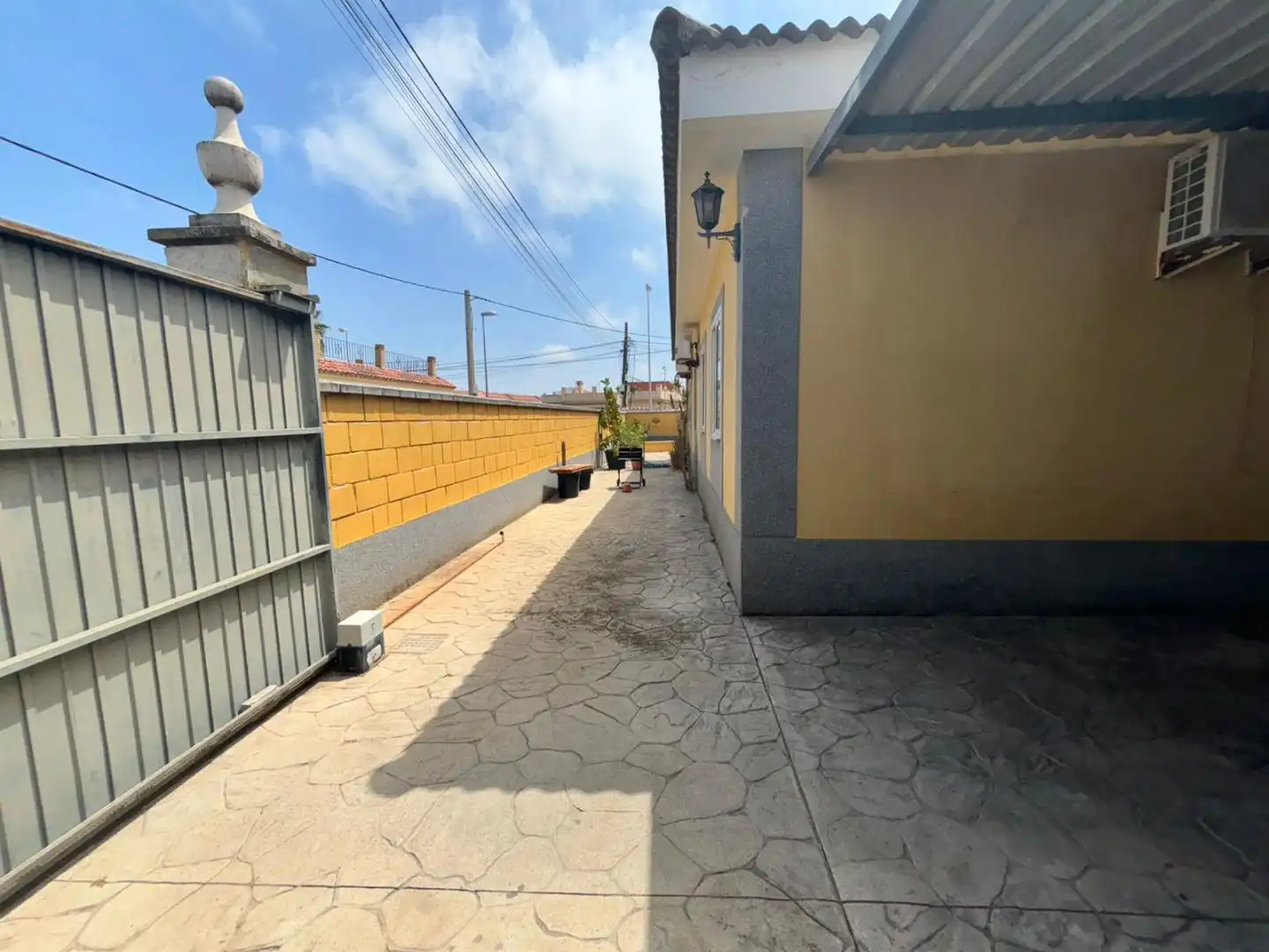 Casa con jardín en venta en Avenida de la Marina 12A, imagen 35